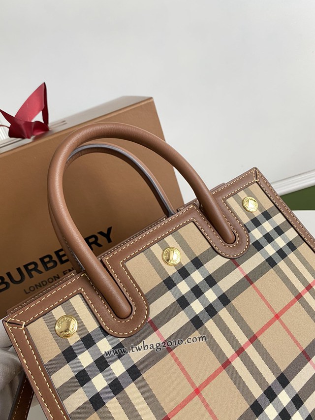 Burberry專門店新款小號Title泰爾勒手袋 巴寶莉Vintage復古格紋手提肩背女包 yxb1155